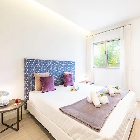 Villa Holiday Home In Albufeira Near Marina & Pool Albufeira