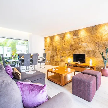 Holiday Home In Albufeira Near Marina & Pool Villa