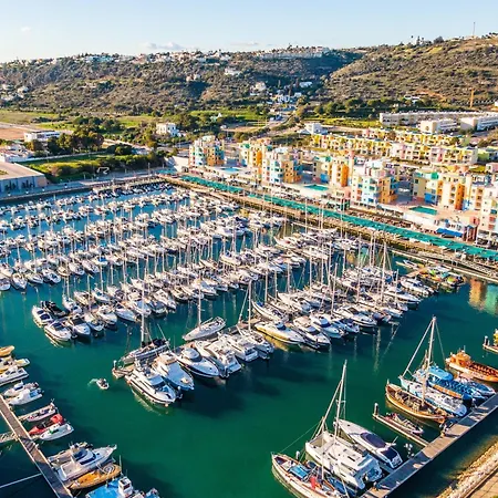 Holiday Home In Albufeira Near Marina & Pool Villa *